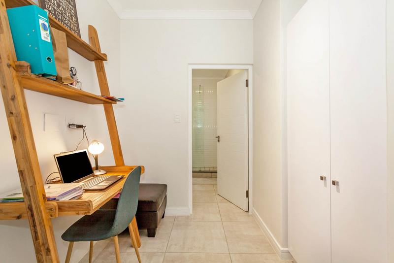 To Let 3 Bedroom Property for Rent in Paardevlei Western Cape
